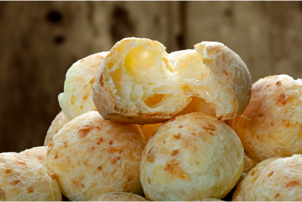 Pães de queijo congelados da Mogi Pães